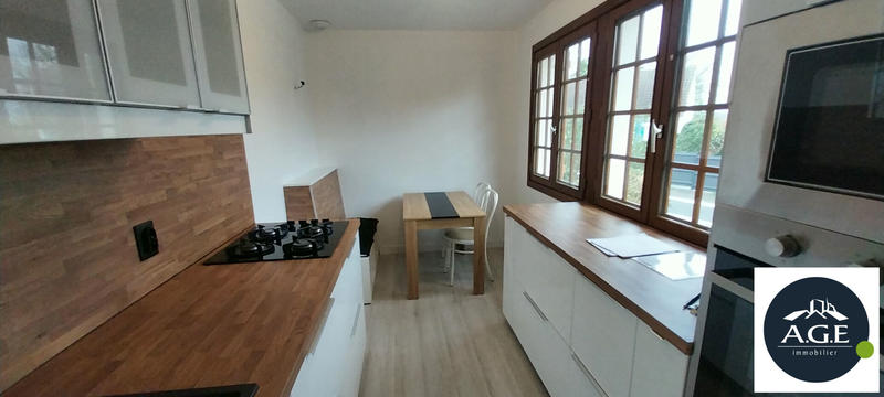 Maison - 102 m² - 5 pièces