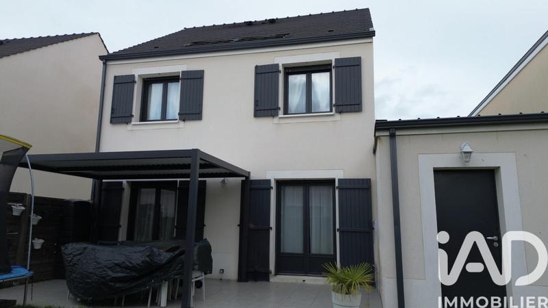 Maison - 97 m² - 6 pièces