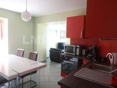 Maison - 152 m² - 9 pièces