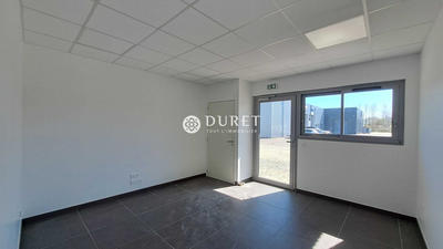 Local d'activités - 205 m²