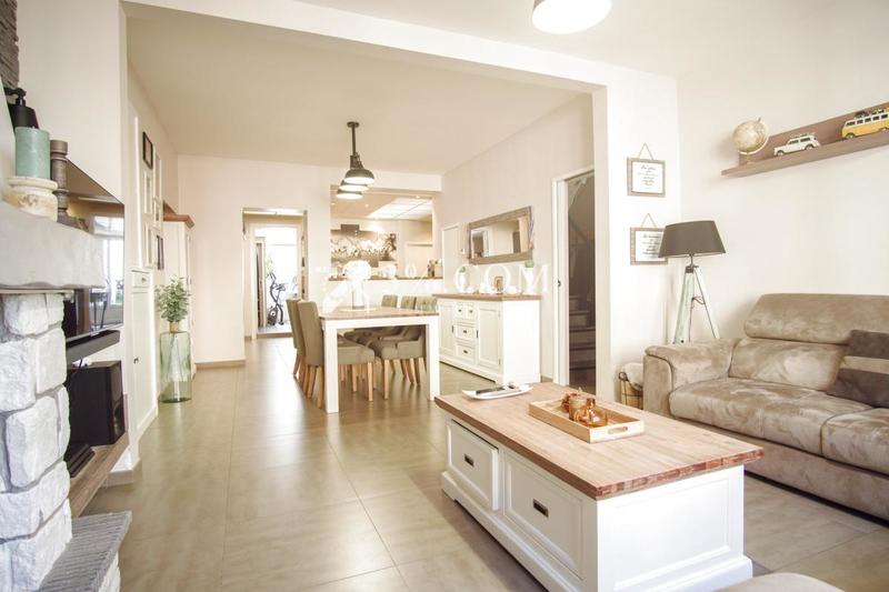 Maison - 128 m² - 5 pièces