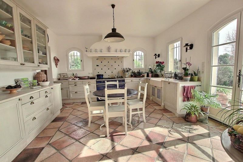 Bastide - 220 m² - 7 pièces