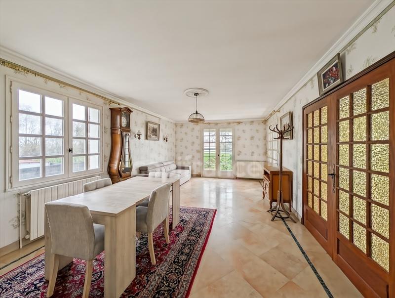 Maison - 110 m² - 5 pièces