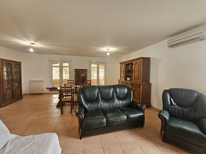 Maison - 121 m² - 4 pièces