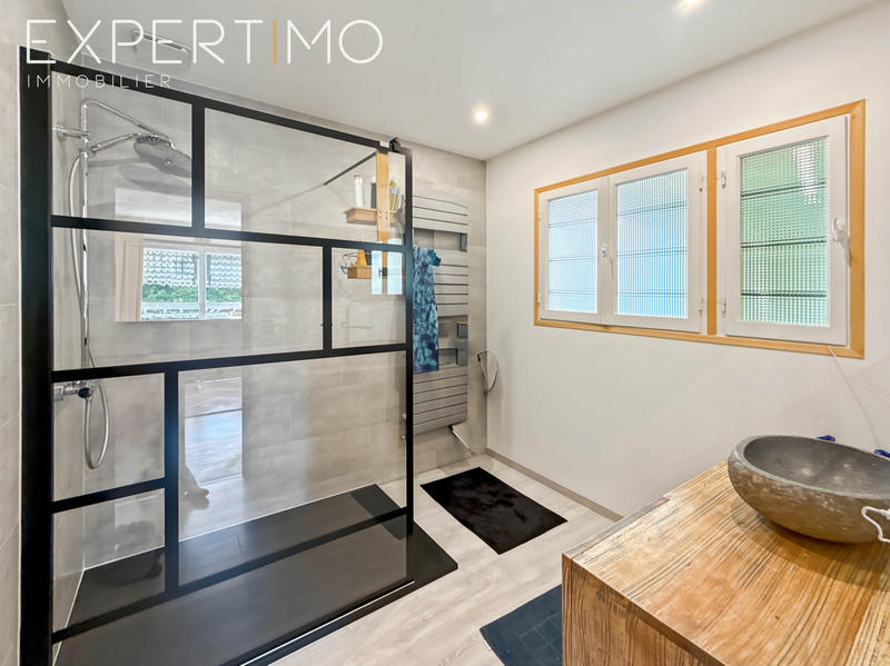 Maison - 133 m² - 6 pièces