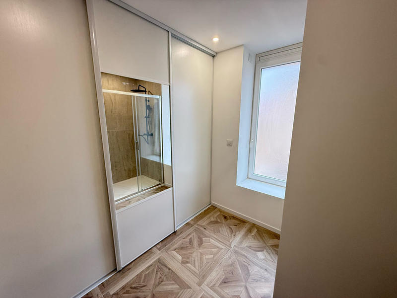 Appartement - 75 m² - 3 pièces