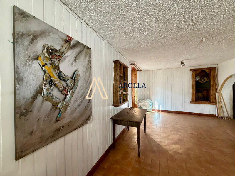 Local commercial - 76 m² - 3 pièces