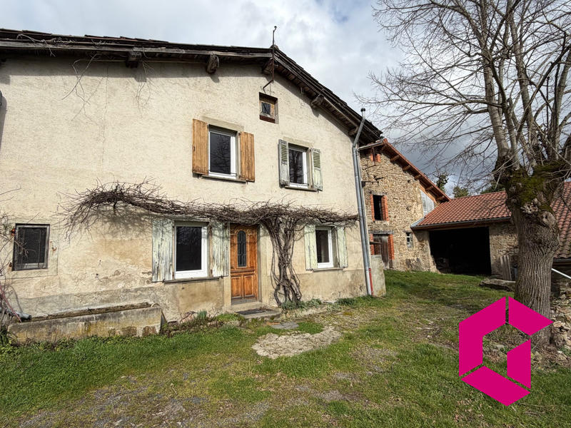 Maison ancienne - 82 m² - 3 pièces