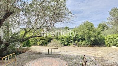 Pavillon - 132 m² - 5 pièces