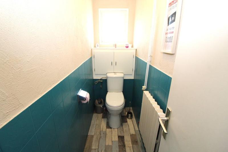 Pavillon - 145 m² - 7 pièces