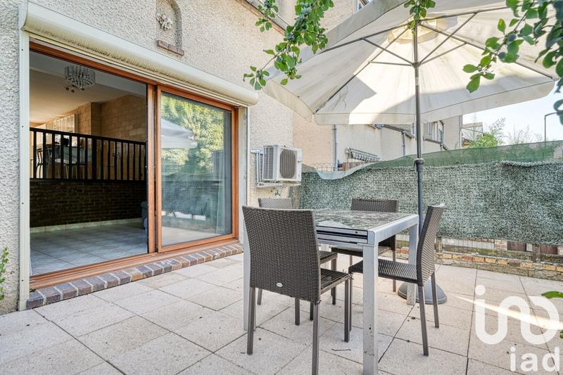 Maison - 105 m² - 6 pièces