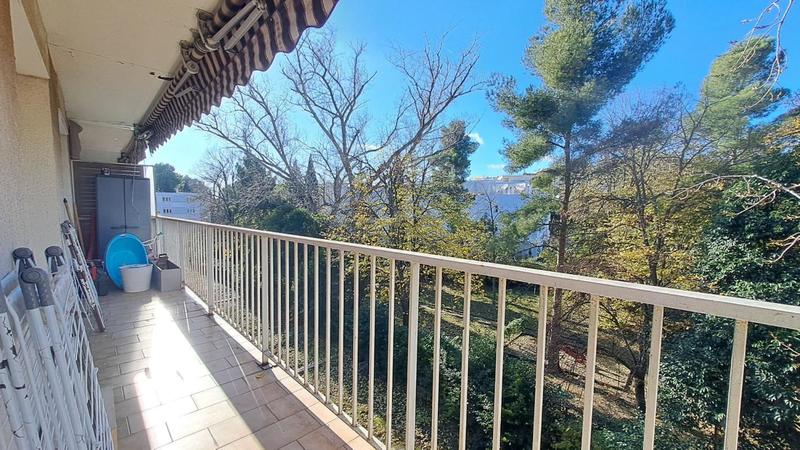 Appartement - 79 m² - 4 pièces