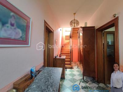 Corps de ferme - 190 m² - 8 pièces