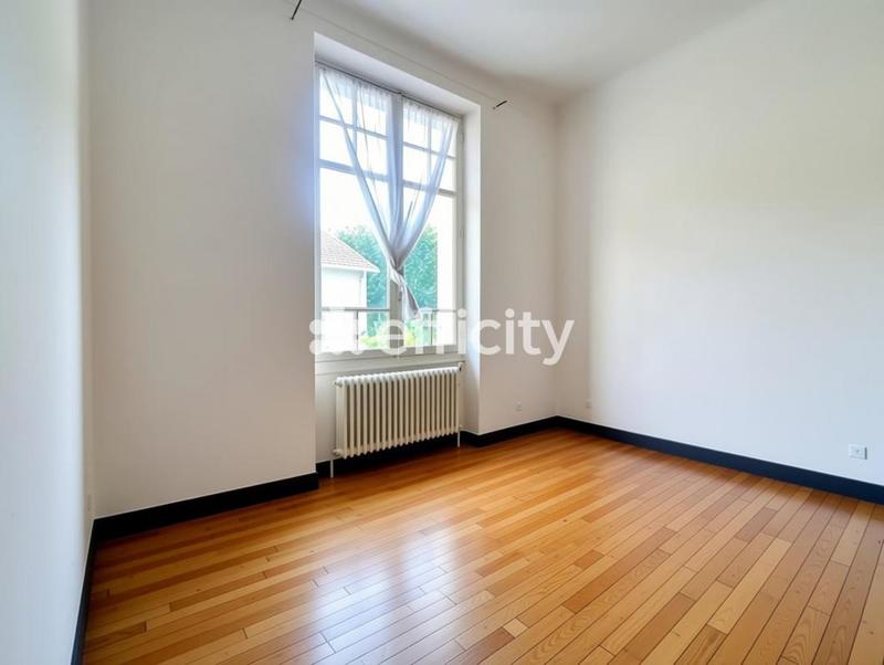 Maison de ville - 122 m² - 6 pièces