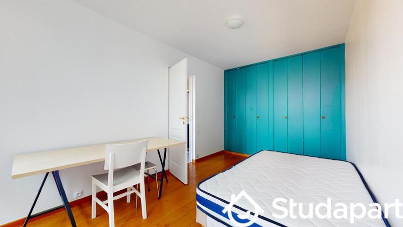 Chambre - 11 m² - 1 pièce
