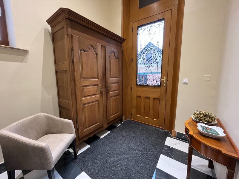 Maison bourgeoise - 326 m² - 9 pièces