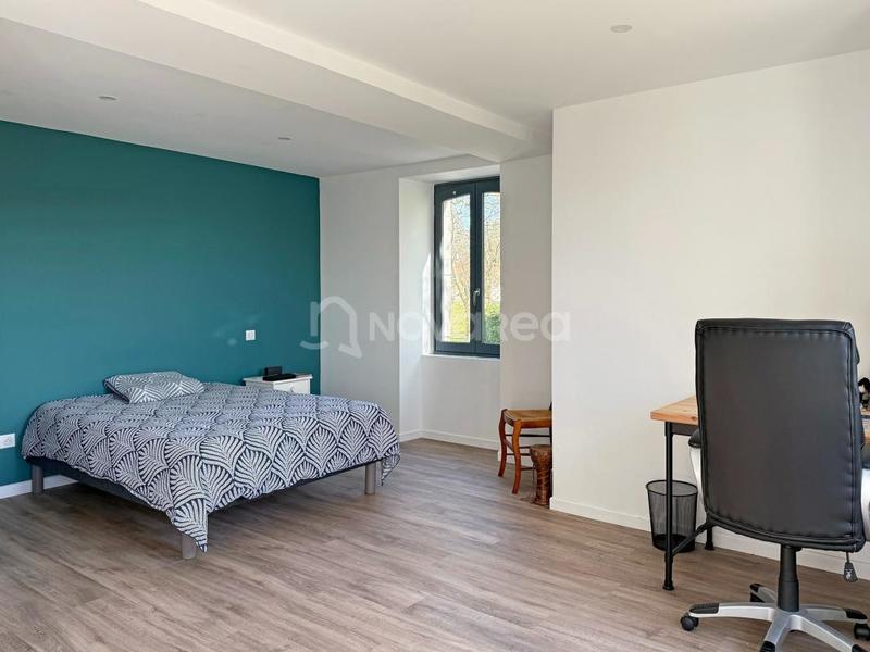 Propriété - 310 m² - 8 pièces