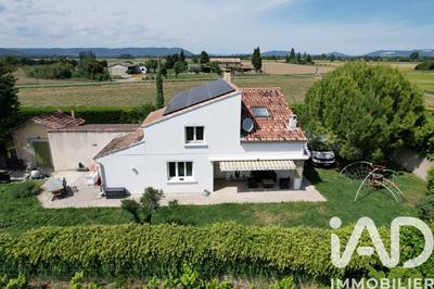 Maison - 200 m² - 6 pièces