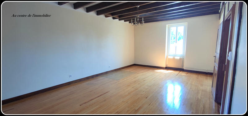 Maison - 228 m² - 4 pièces