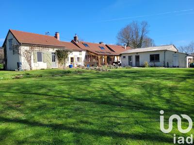 Maison - 159 m² - 6 pièces