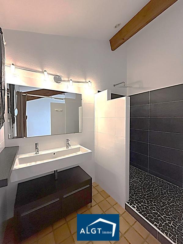 Villa - 153 m² - 6 pièces