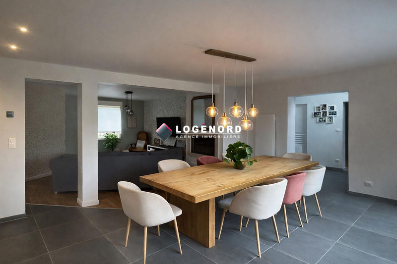 Maison - 160 m² - 5 pièces