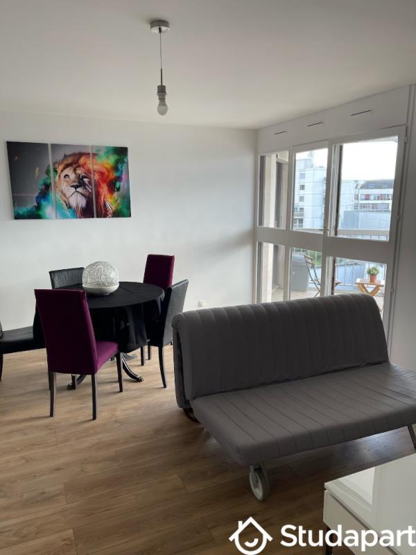 Chambre - 10 m² - 1 pièce