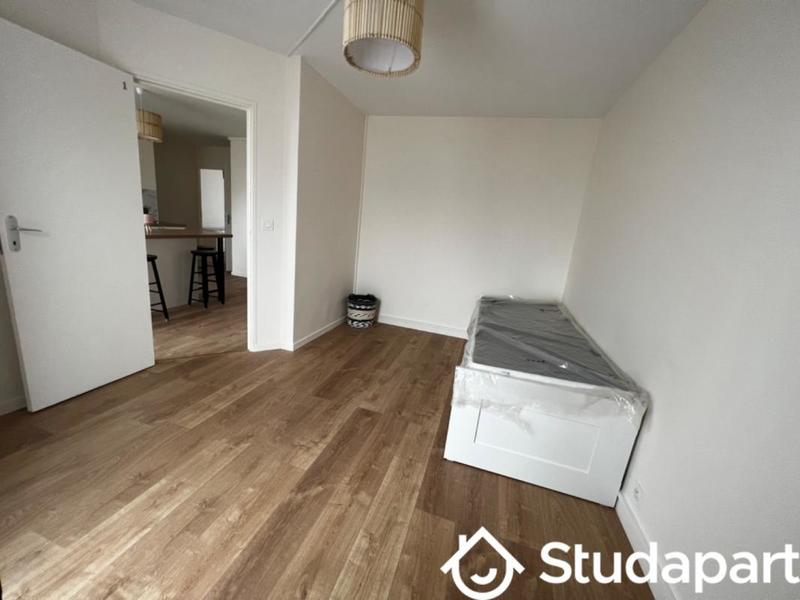 Chambre - 12 m² - 1 pièce