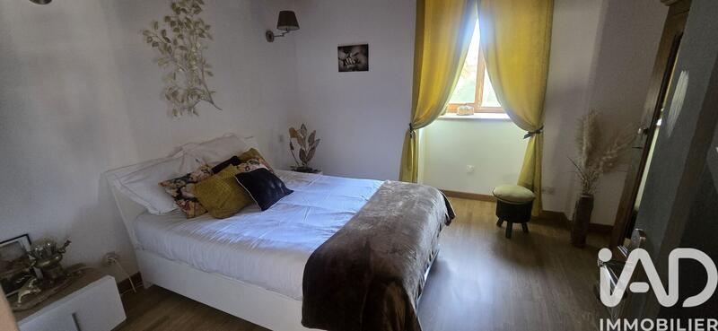 Maison de campagne - 232 m² - 7 pièces