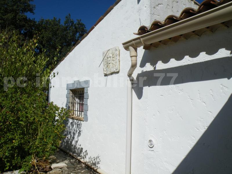 Villa - 300 m² - 11 pièces