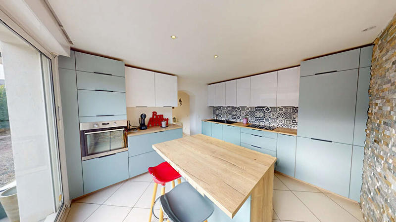 Maison - 126 m² - 6 pièces