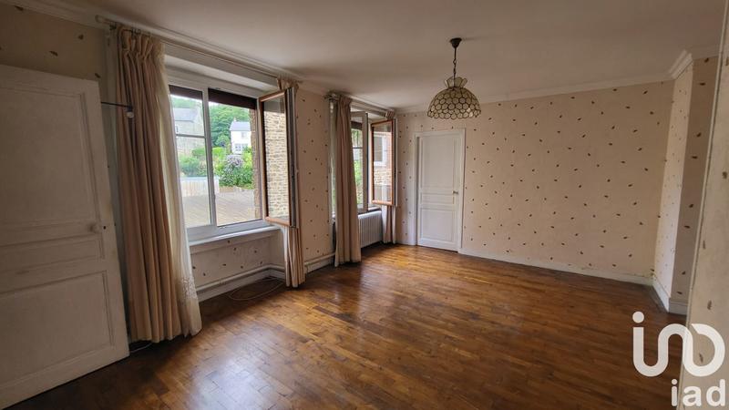 Maison - 158 m² - 8 pièces