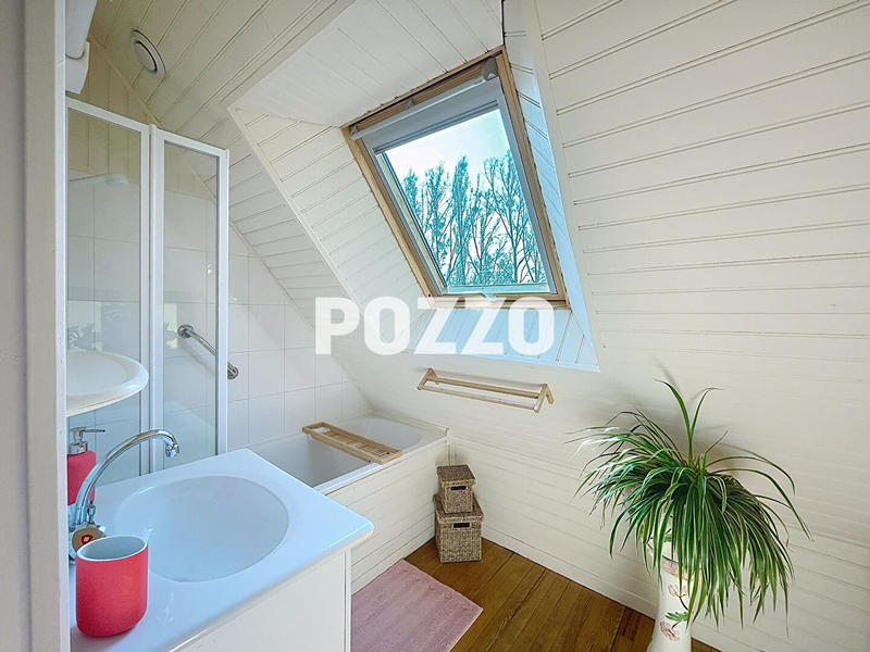 Maison - 190 m² - 8 pièces