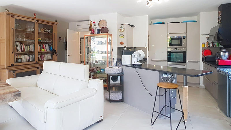 Appartement - 77 m² - 3 pièces