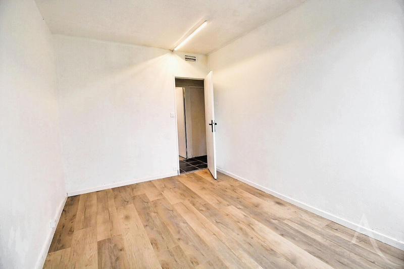 Appartement - 65 m² - 4 pièces