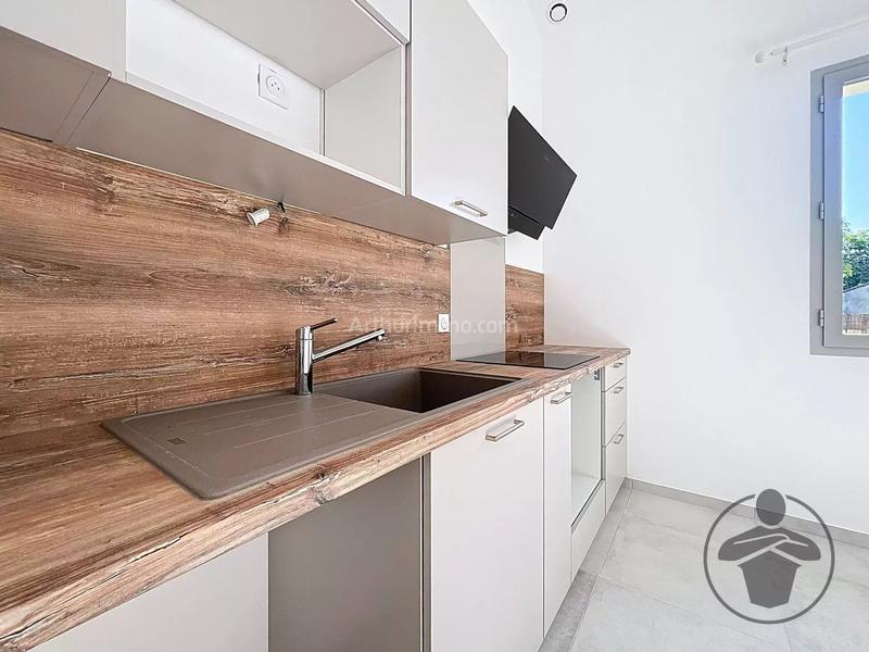 Maison - 83 m² - 4 pièces