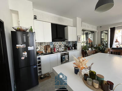 Appartement - 121 m² - 5 pièces