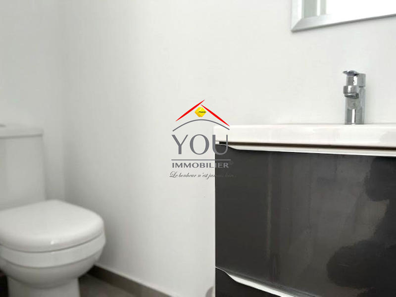 Maison - 96 m² - 5 pièces