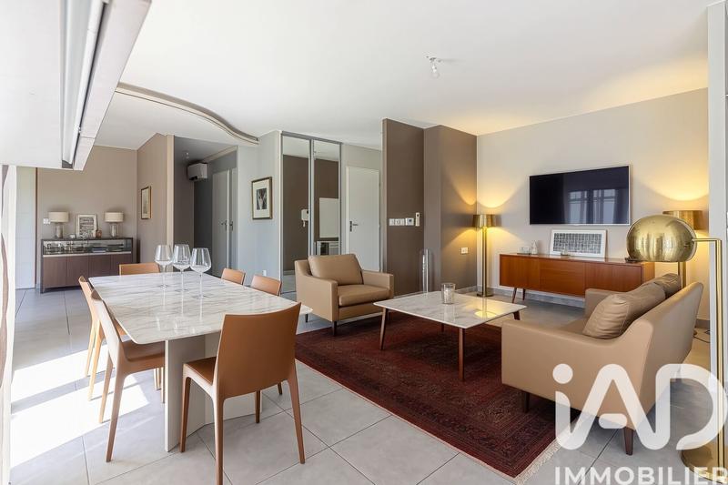 Appartement - 111 m² - 5 pièces