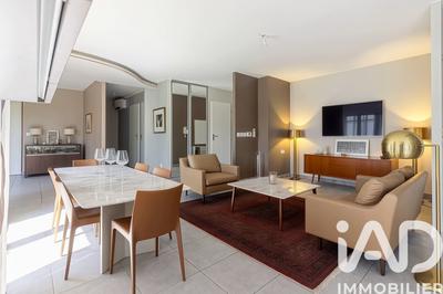 Appartement - 111 m² - 5 pièces