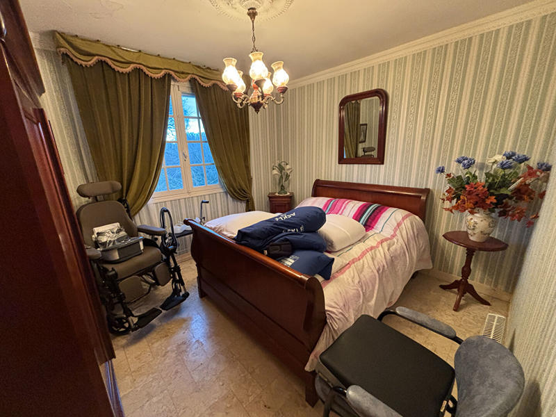 Maison - 285 m² - 11 pièces