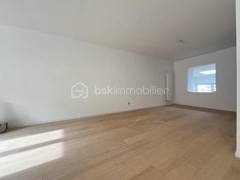 Maison traditionnelle - 160 m² - 6 pièces