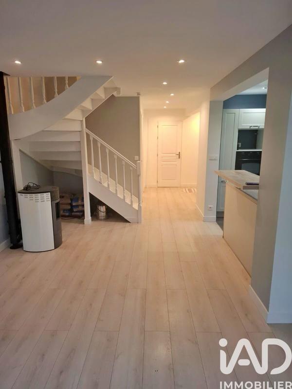 Maison - 123 m² - 6 pièces