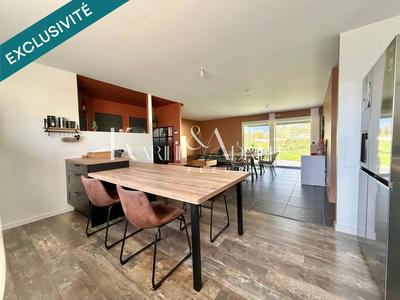 Maison - 102 m² - 4 pièces
