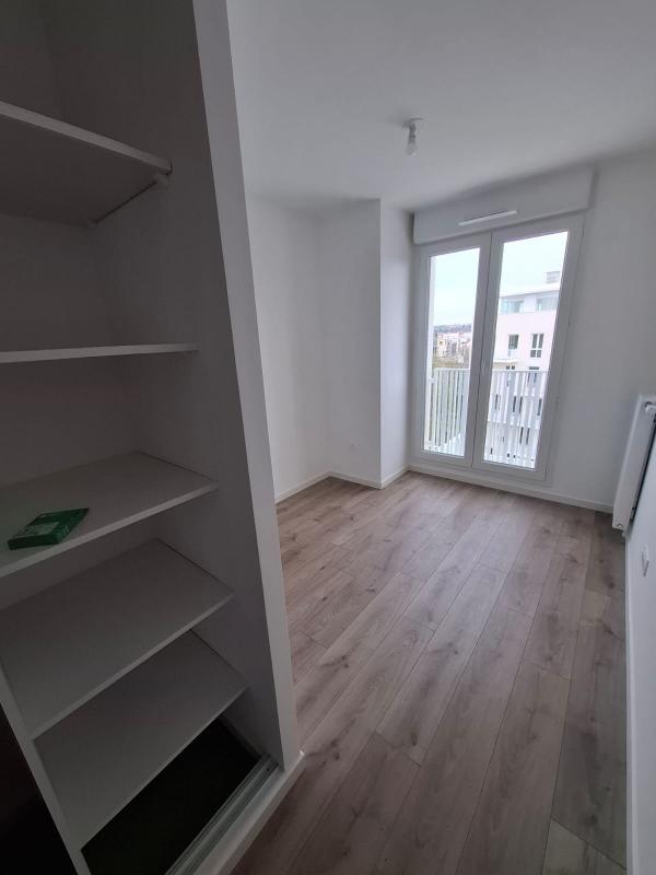 Appartement - 81 m² - 4 pièces