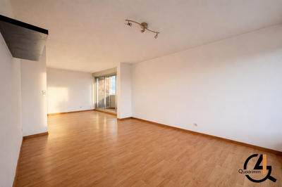Duplex - 84 m² - 4 pièces