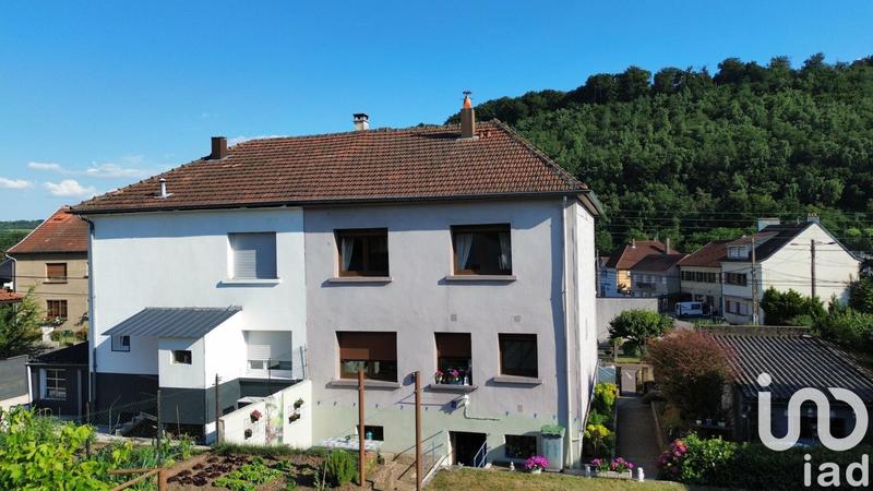 Maison - 98 m² - 5 pièces