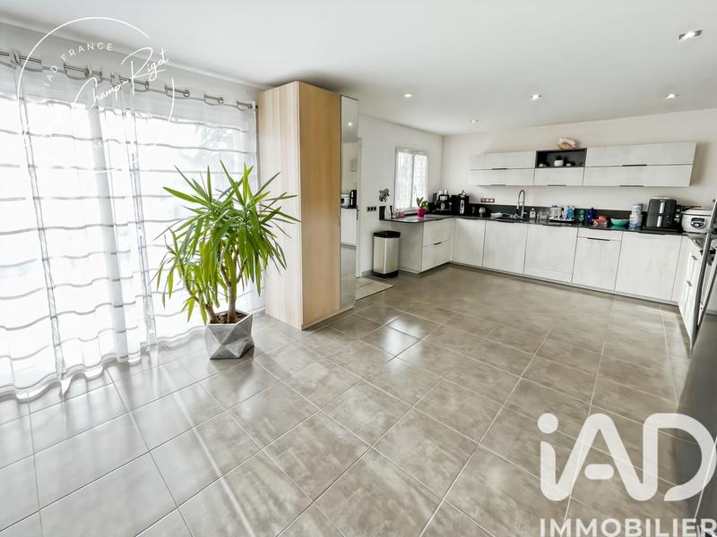 Maison - 119 m² - 5 pièces