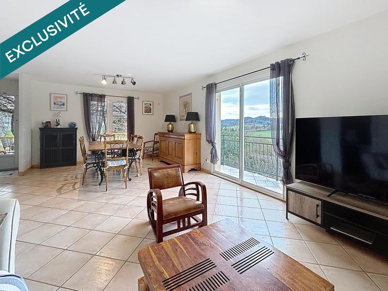 Maison - 210 m² - 11 pièces