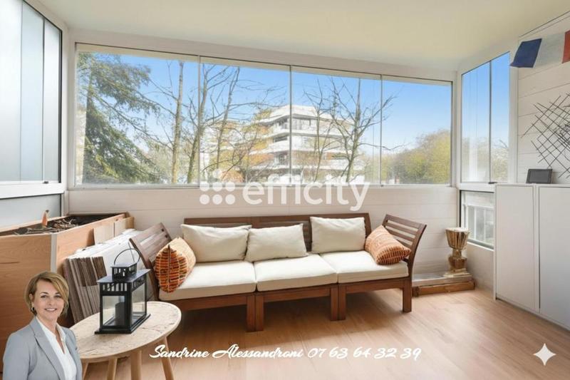 Appartement - 60 m² - 2 pièces